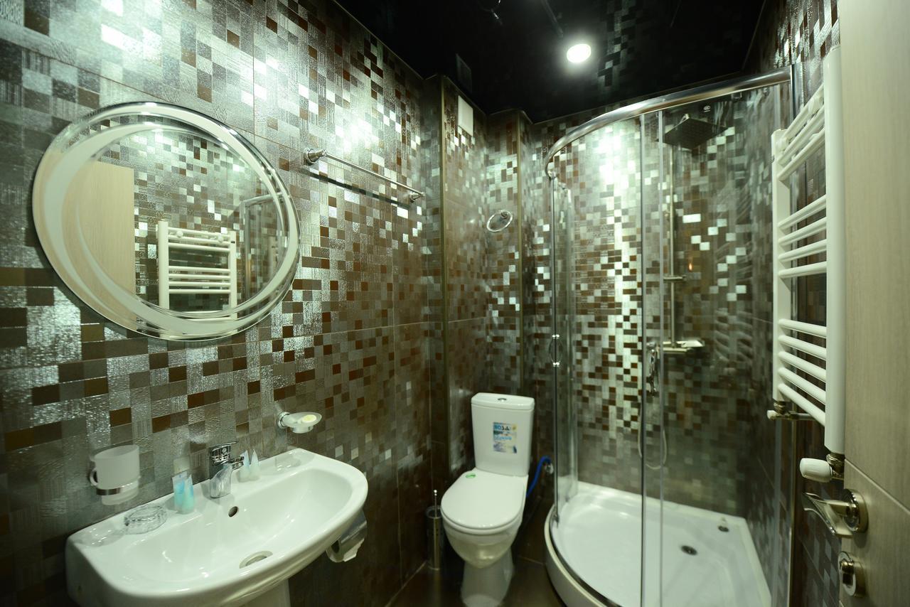 Hotel Aristocrat Batum Dış mekan fotoğraf